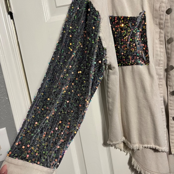 Jacket - Picture 2 of 4